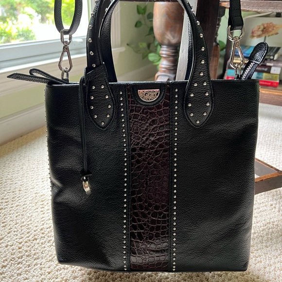 Price Dropped! Brighton Cross Body leather-handbag. - Picture 2 of 8